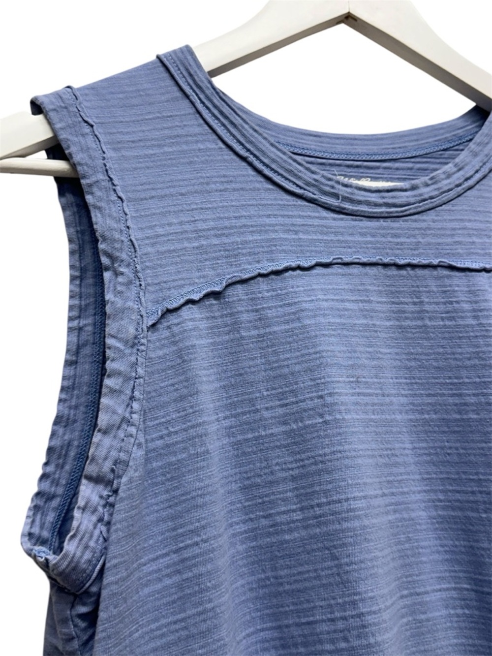 Eddie Bauer Blue Ribbed Sleeveless Tank Top - Picture 3 of 7